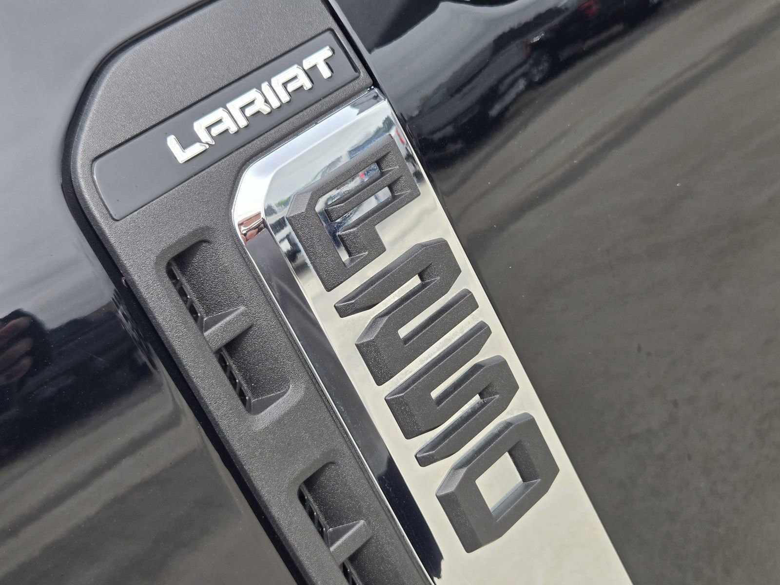 Certified 2024 Ford F250 Lariat w/ Chrome Package AWD/4WD image 11