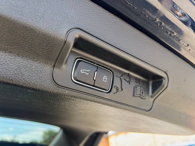 Certified 2023 Ford Explorer XLT w/ Equipment Group 202A AWD/4WD image 23