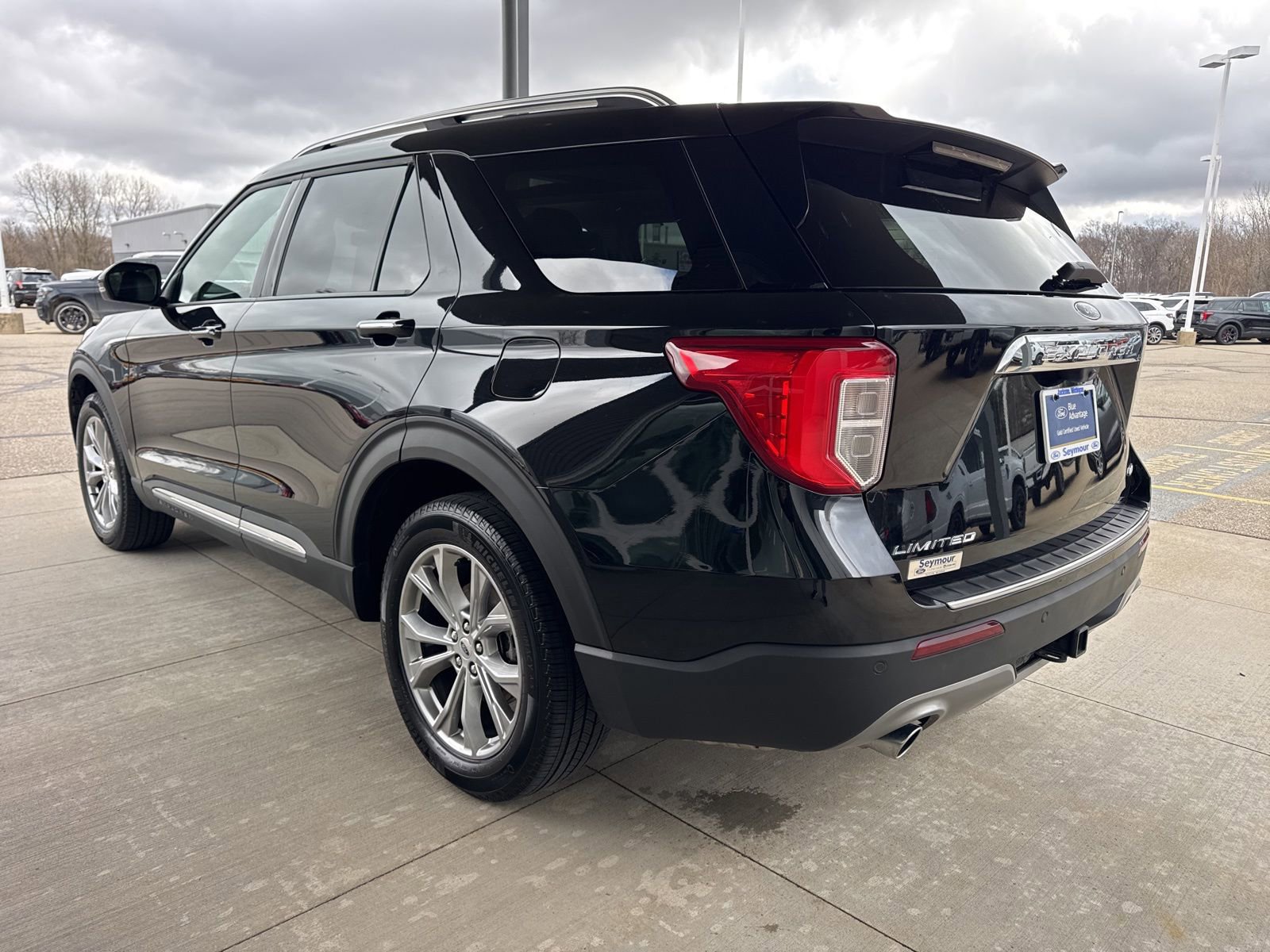 Certified 2024 Ford Explorer Limited w/ Limited Technology Package image 6