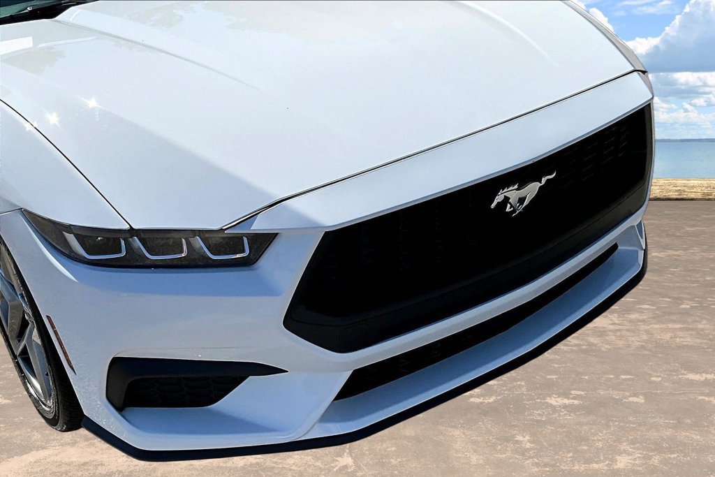 Certified 2024 Ford Mustang Coupe RWD image 33