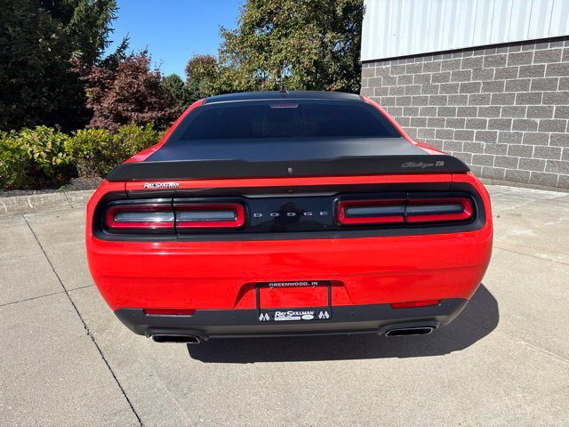 Used 2018 Dodge Challenger T/A RWD image 9