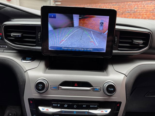 Certified 2023 Ford Explorer XLT w/ Equipment Group 202A image 21