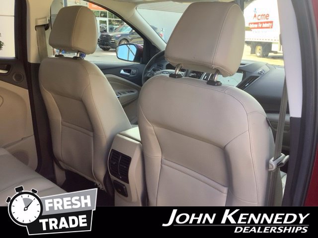Certified 2017 Ford Escape Titanium FWD image 28