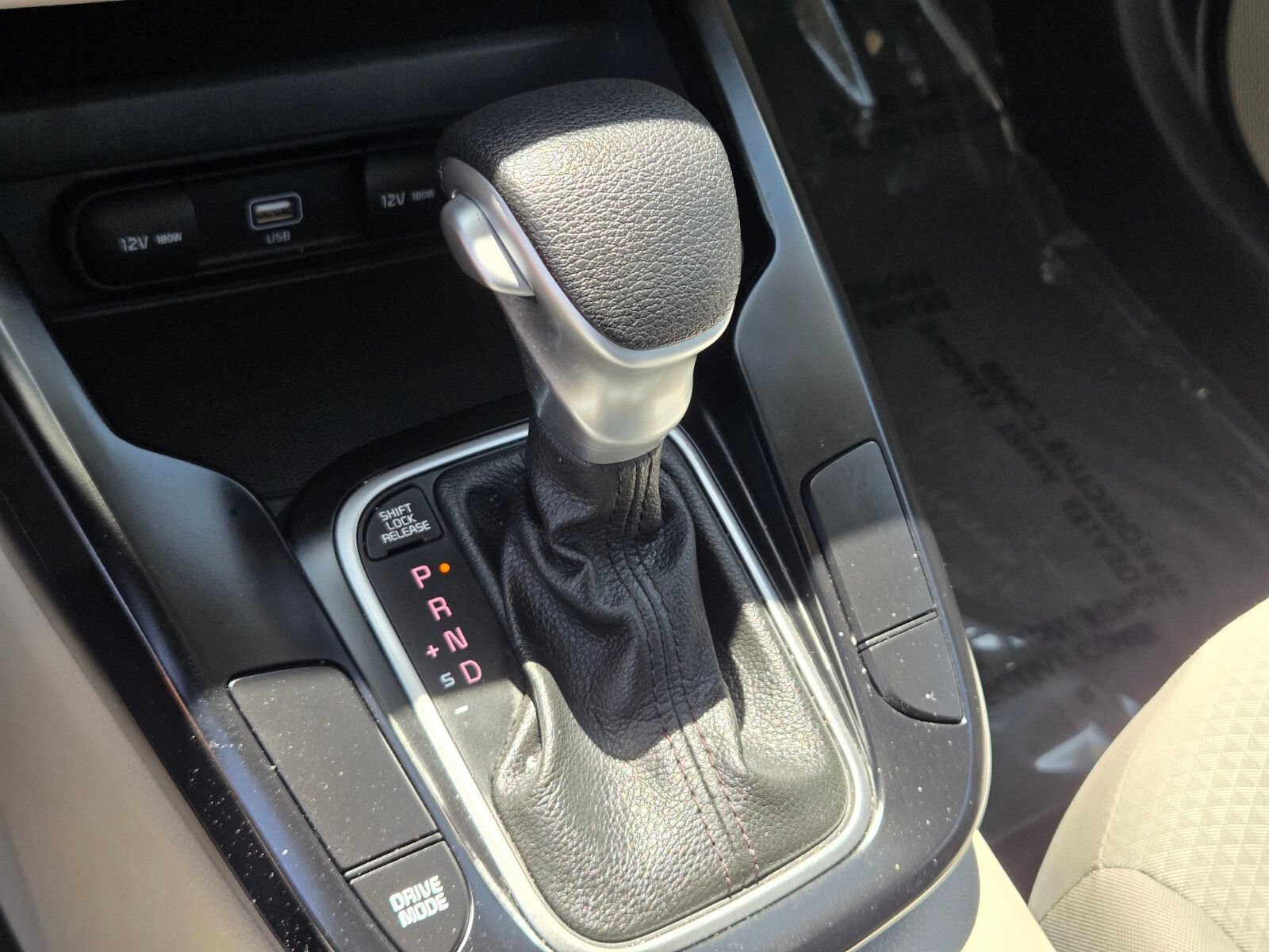 Used 2020 Kia Soul LX FWD image 23