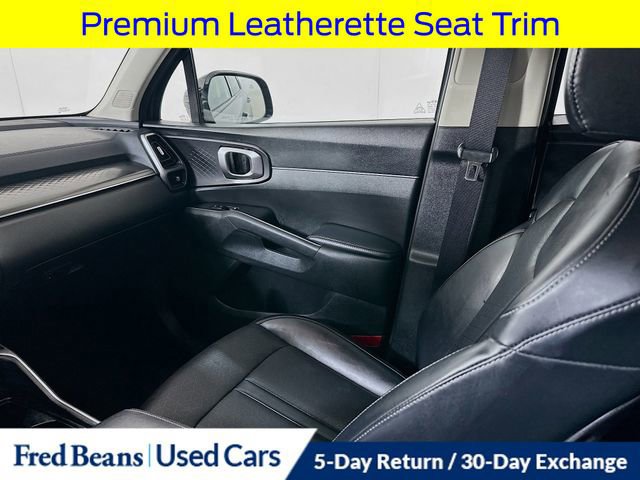 Used 2021 Kia Sorento S image 27