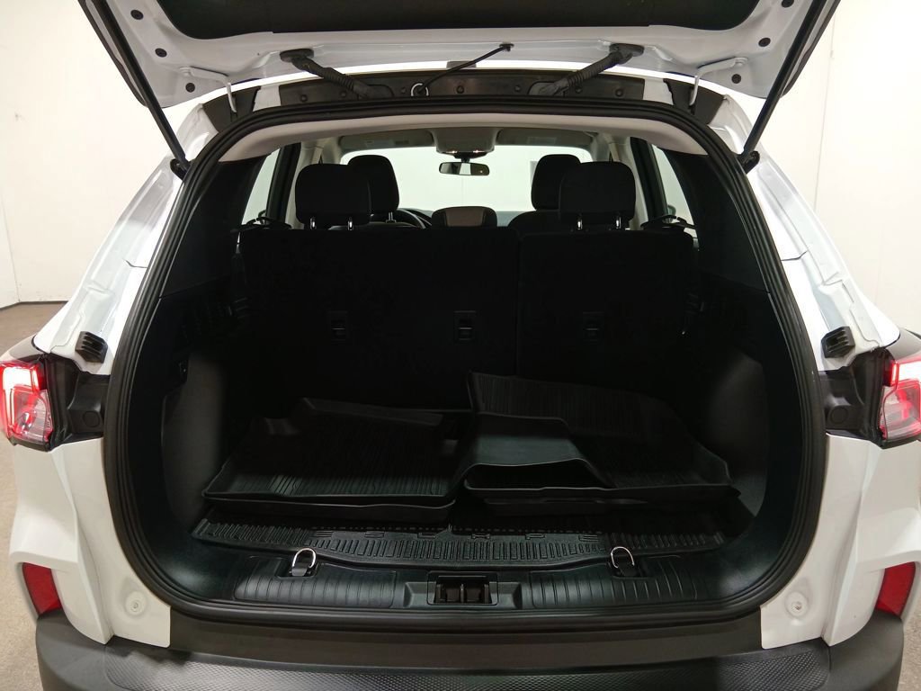 Certified 2022 Ford Escape S image 10