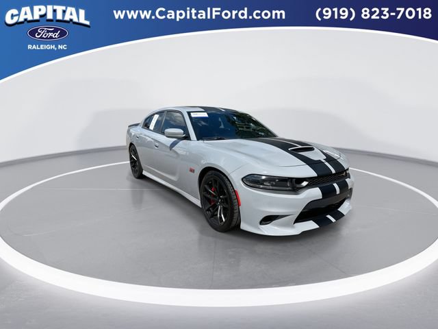 Used 2022 Dodge Charger Scat Pack w/ Dynamics Package RWD image 2