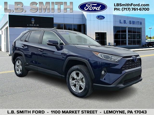Used 2021 Toyota RAV4 XLE w/ Convenience Package image 6