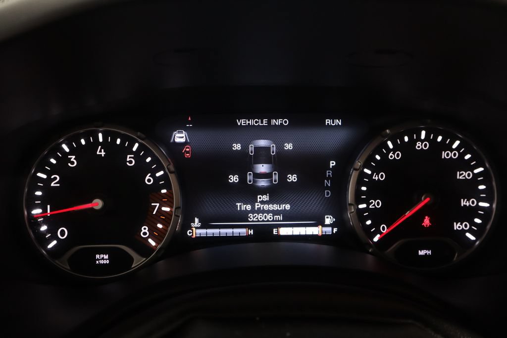 Used 2022 Jeep Renegade Altitude AWD/4WD image 30