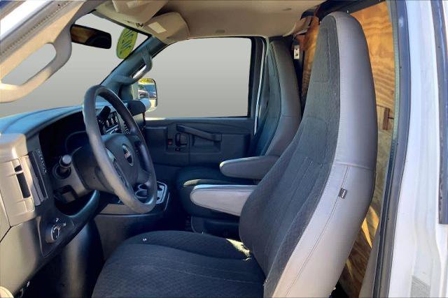 Used 2020 GMC Savana 2500 w/ Driver Convenience Package RWD image 17