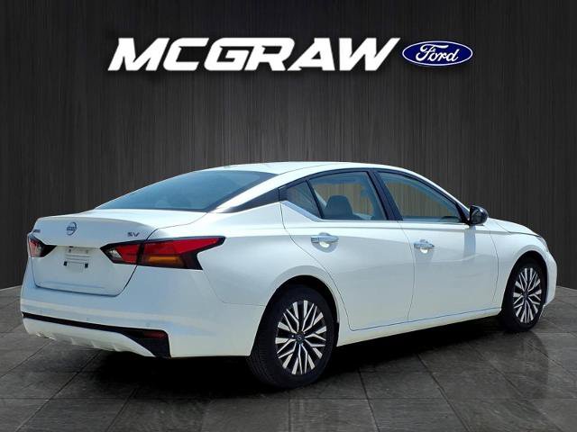 Used 2024 Nissan Altima 2.5 SV FWD image 8