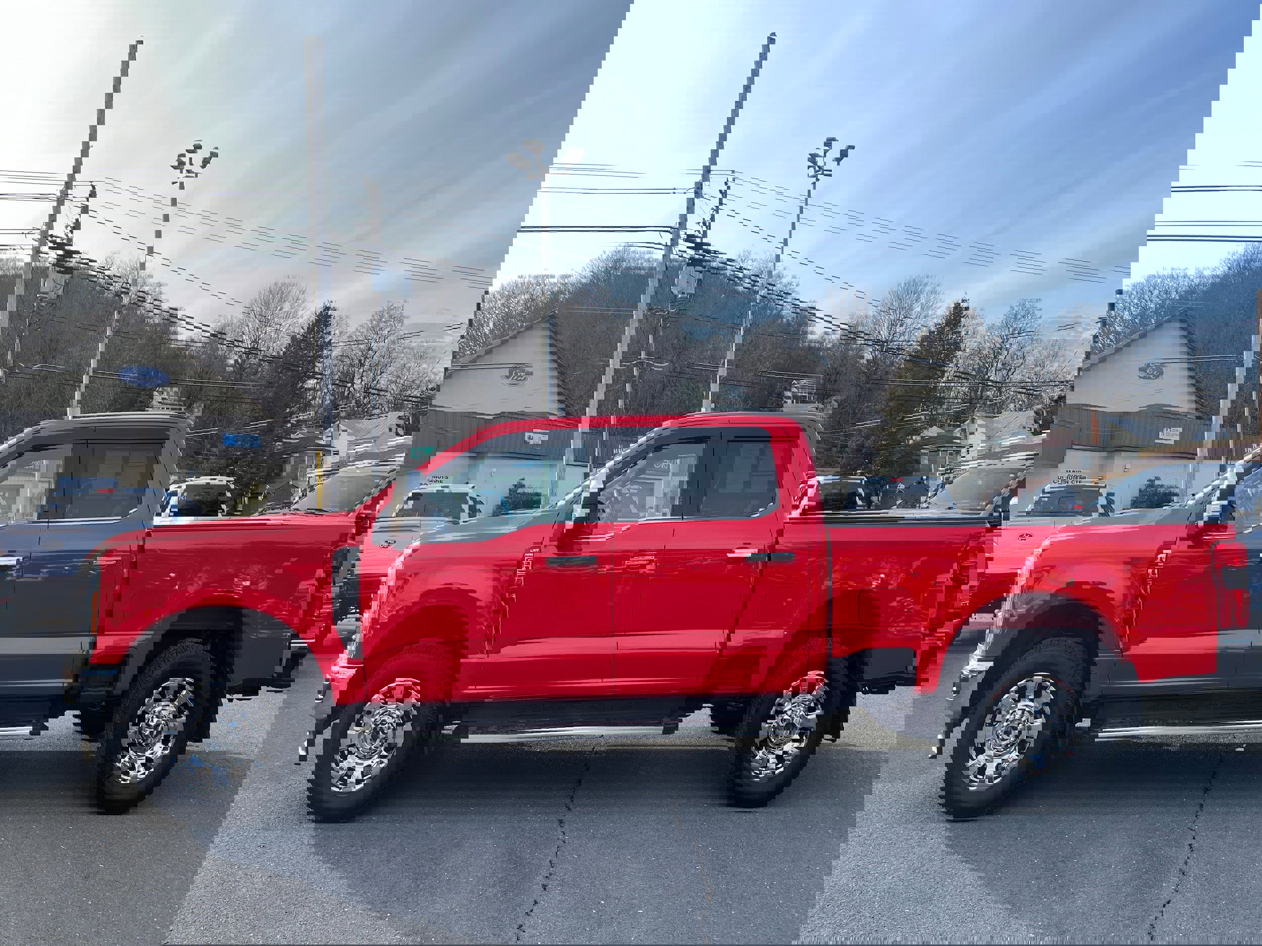 Certified 2023 Ford F250 Lariat w/ Chrome Package image 3