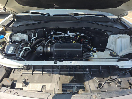 Certified 2023 Ford Explorer XLT w/ Equipment Group 202A RWD image 17