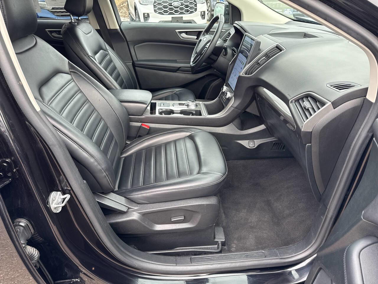 Certified 2024 Ford Edge SEL AWD/4WD image 18