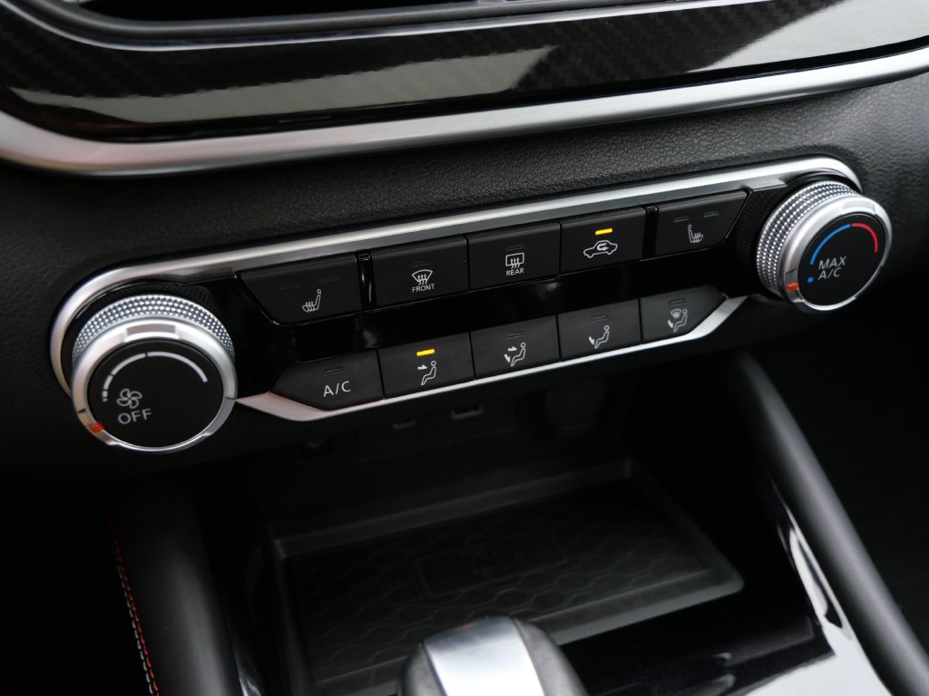 Used 2023 Nissan Altima 2.5 SR w/ SR Premium Package FWD image 23