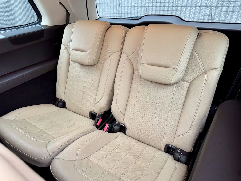 Used 2018 Mercedes-Benz GLS 450 4MATIC image 14