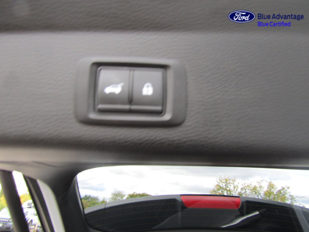Used 2024 Mitsubishi Outlander SE Black Edition AWD/4WD image 16