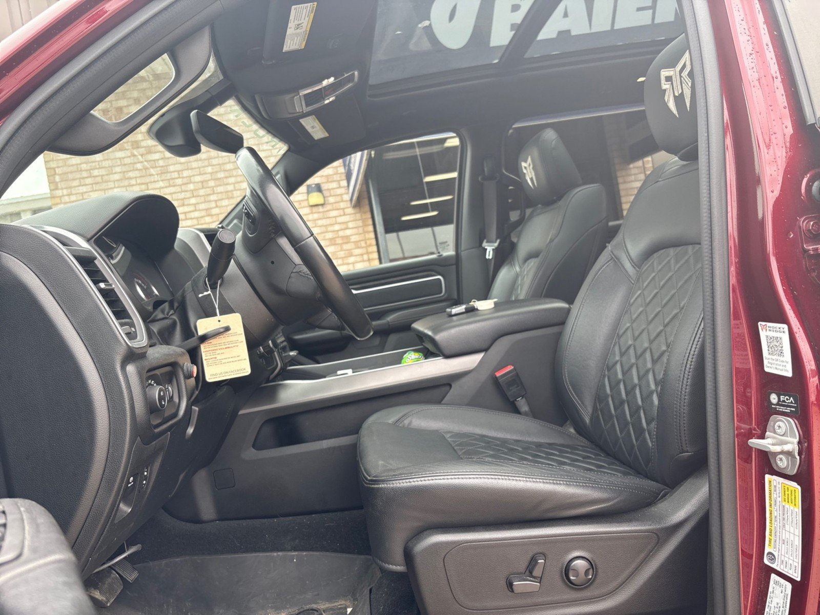 Used 2022 RAM 1500 Big Horn AWD/4WD image 3