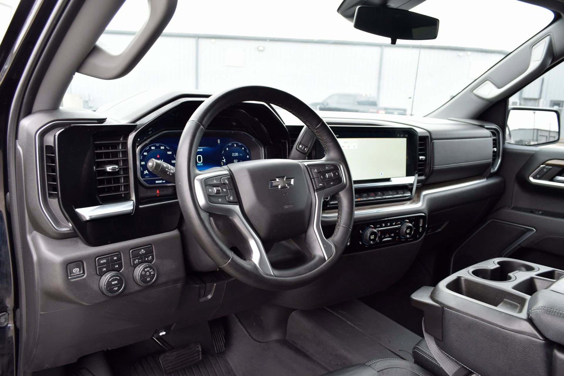 Used 2023 Chevrolet Silverado 1500 LT Trail Boss w/ Protection Package image 18