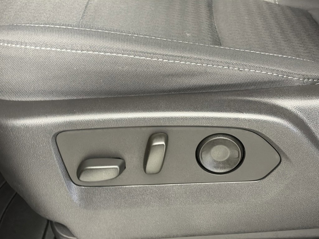 Used 2023 GMC Sierra 1500 SLE w/ Preferred Package image 26