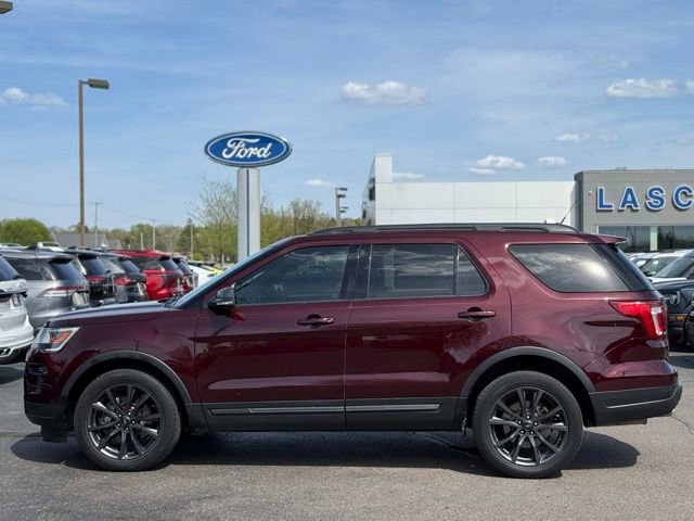 Certified 2018 Ford Explorer XLT w/ XLT Appearance Package AWD/4WD image 44