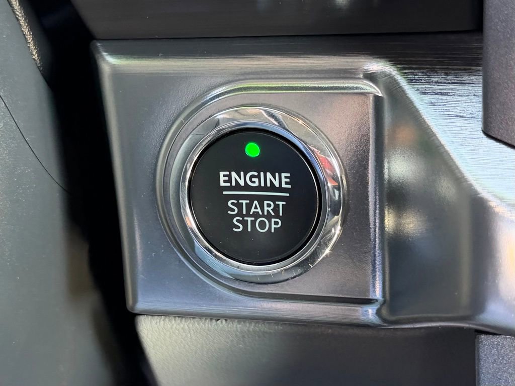 Certified 2023 Ford F150 Lariat image 25