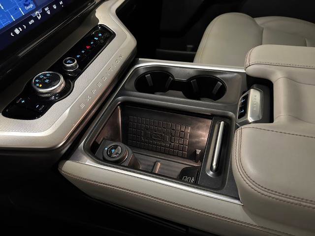 Certified 2025 Ford Expedition Active image 32
