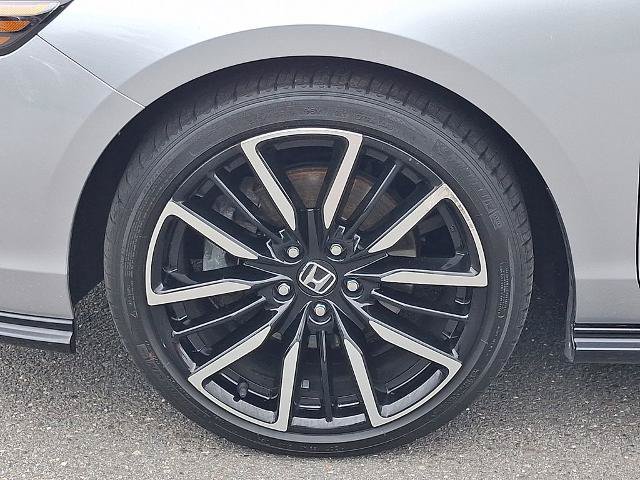Used 2024 Honda Accord Touring image 8
