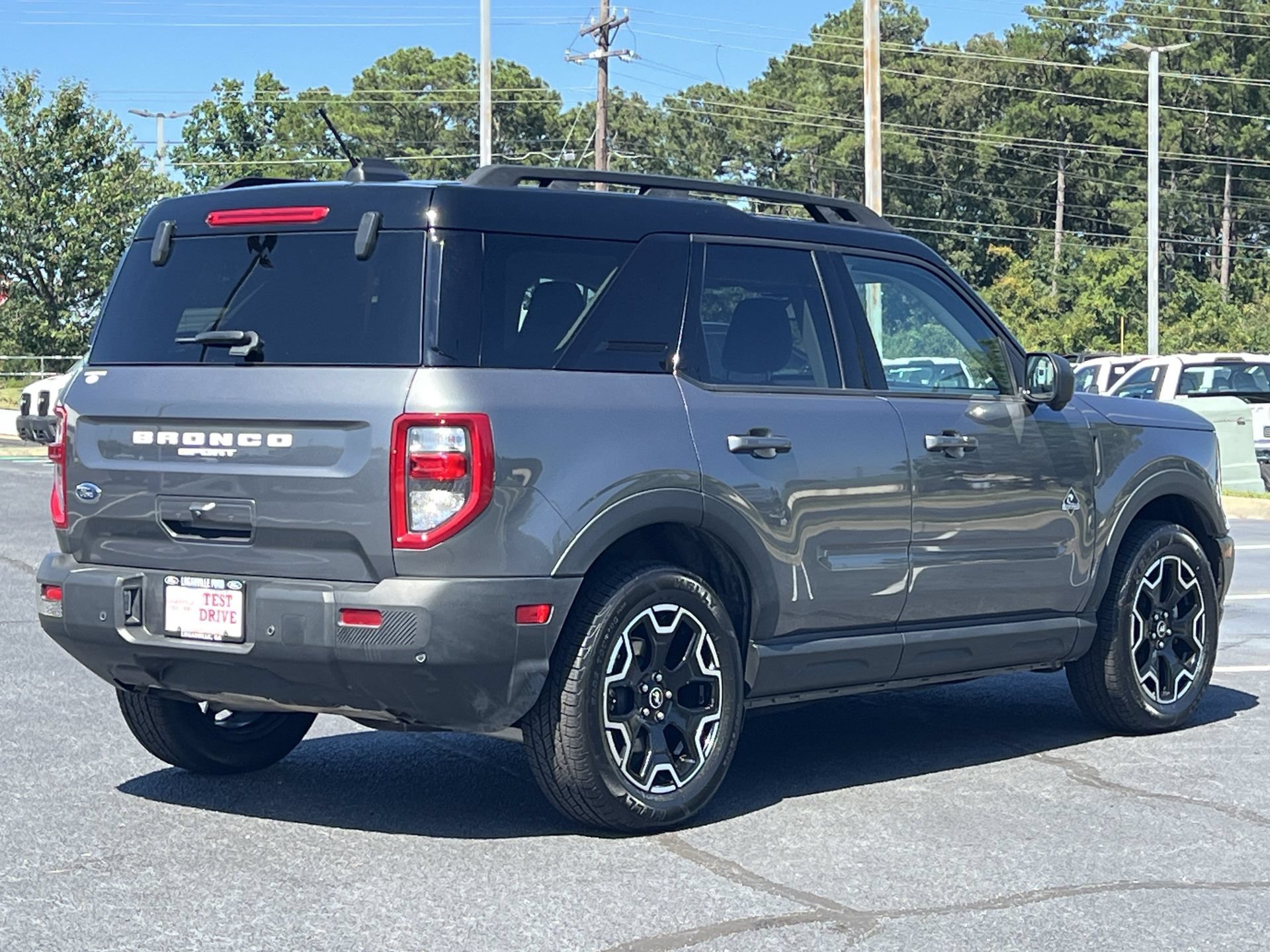 Certified 2025 Ford Bronco Sport Outer Banks w/ Outer Banks Tech Package+ AWD/4WD image 27