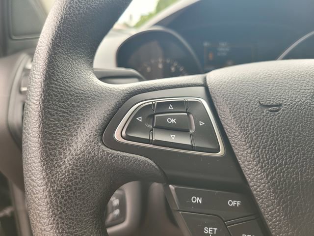 Certified 2018 Ford Escape SE w/ SE Sync 3 Package FWD image 27