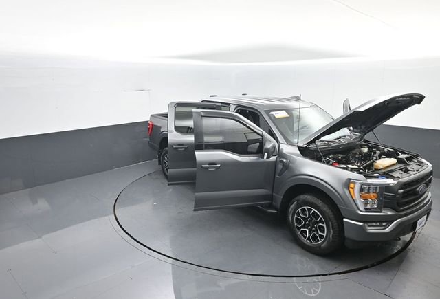 Certified 2022 Ford F150 XLT w/ Equipment Group 302A High image 35