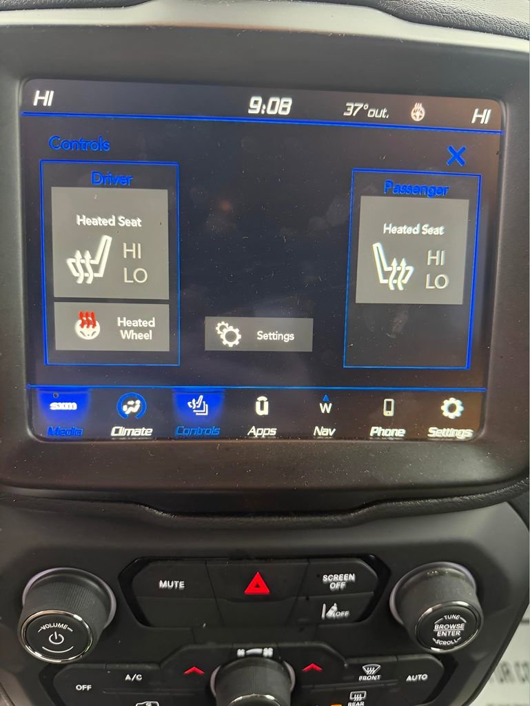 Used 2022 Jeep Renegade Altitude w/ Convenience Group AWD/4WD image 28
