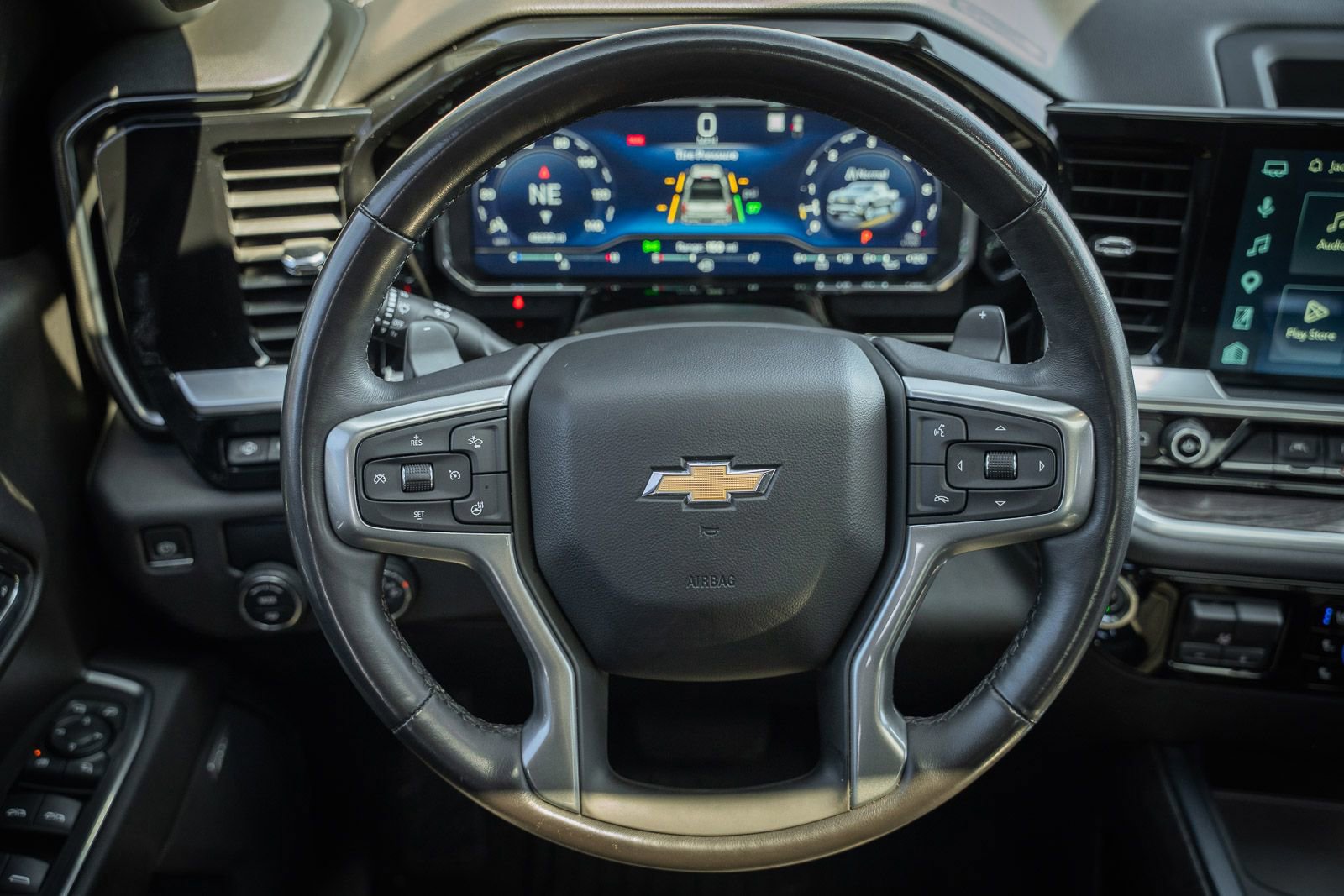 Used 2022 Chevrolet Silverado 1500 LTZ w/ LTZ Premium Package image 26