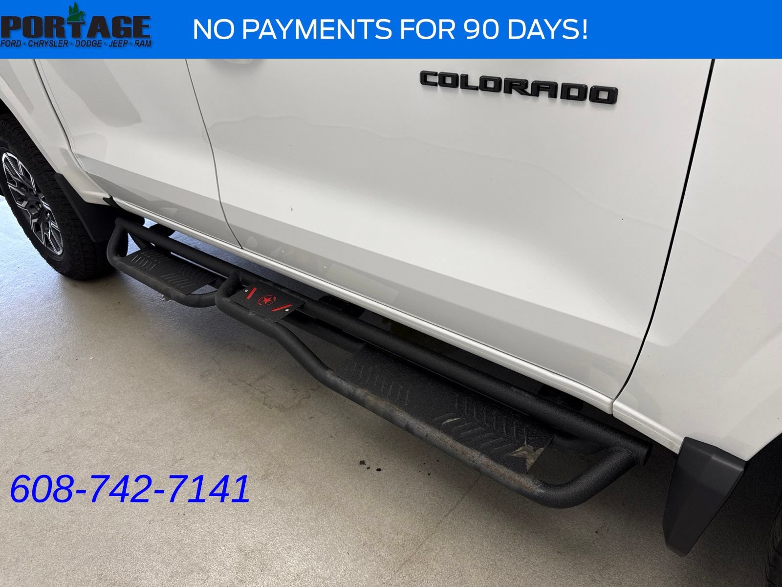 Used 2024 Chevrolet Colorado Z71 w/ Z71 Convenience Package 2 AWD/4WD image 2