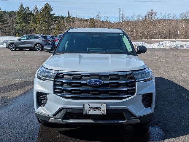 Certified 2025 Ford Explorer Active image 2