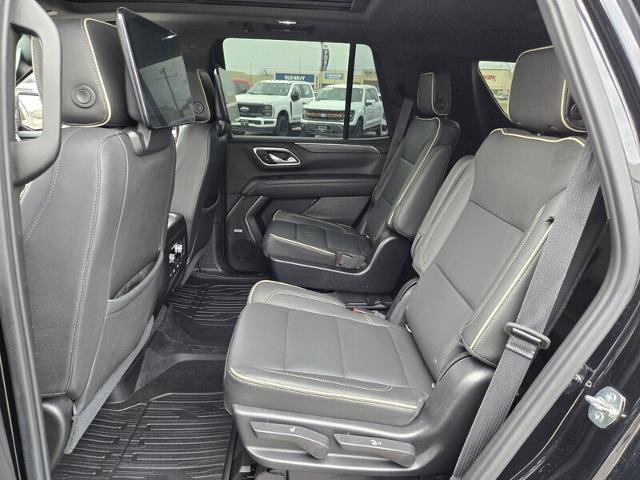 Used 2021 GMC Yukon SLT w/ SLT Premium Package image 14