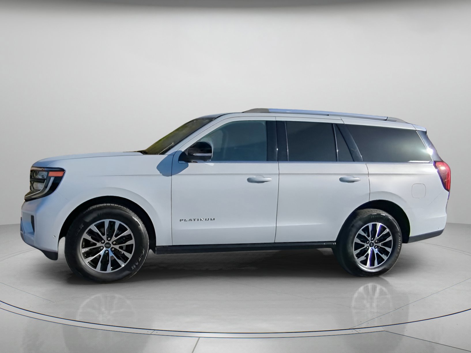 Certified 2025 Ford Expedition Platinum image 7