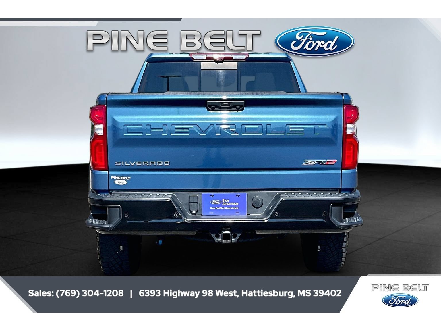 Used 2024 Chevrolet Silverado 1500 ZR2 w/ Technology Package AWD/4WD image 4