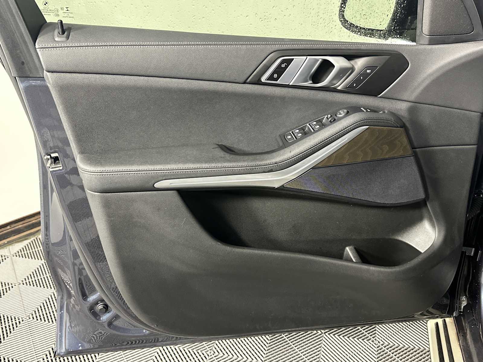 Used 2022 BMW X5 sDrive40i w/ Premium Package image 8