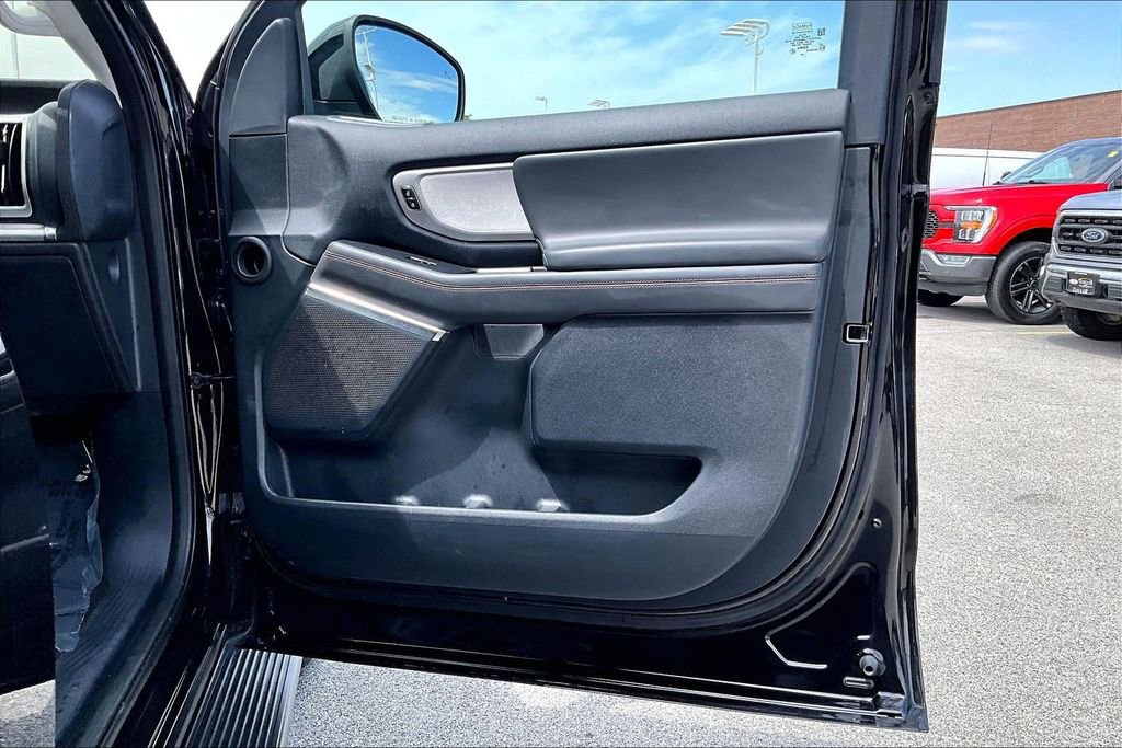Certified 2025 Ford Expedition Max Active AWD/4WD image 23