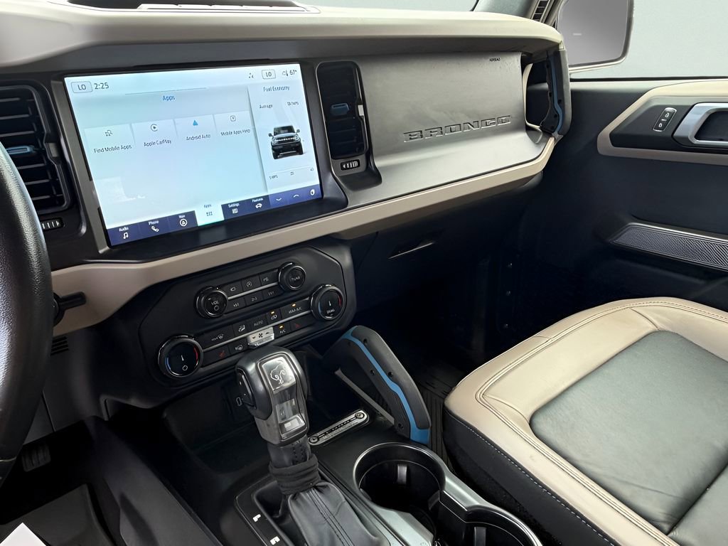 Certified 2022 Ford Bronco Wildtrak AWD/4WD image 34