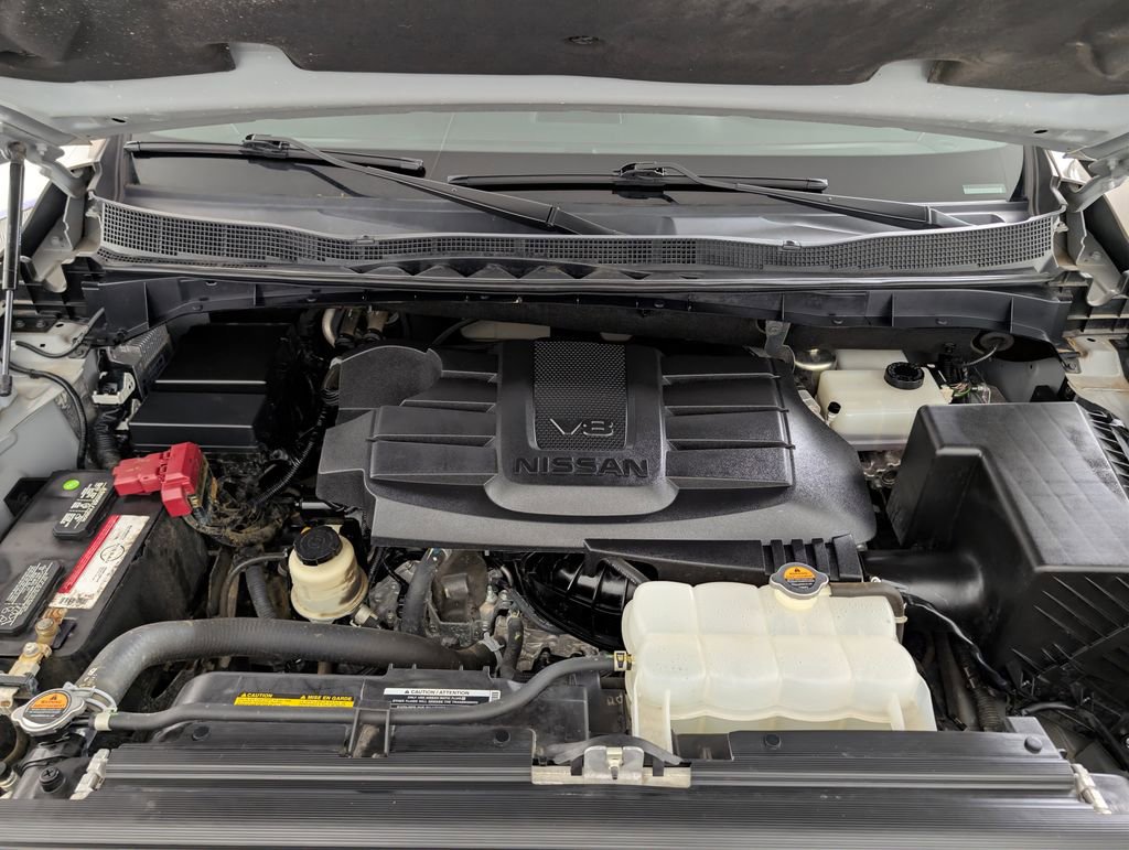 Used 2023 Nissan Titan PRO-4X AWD/4WD image 7