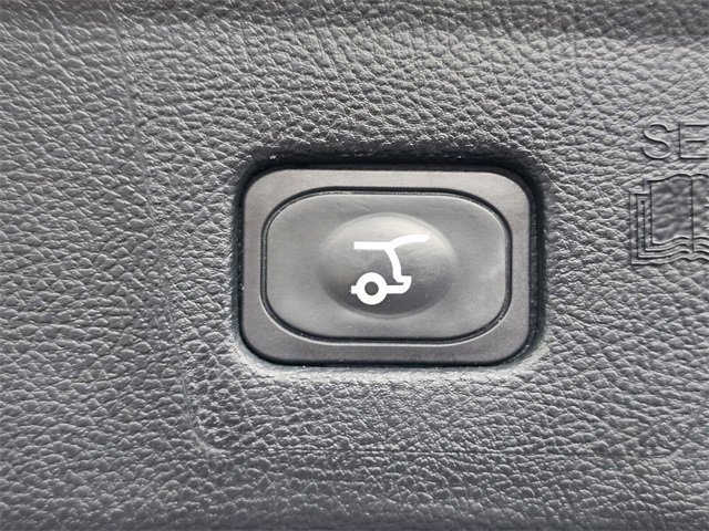 Certified 2022 Ford Edge ST image 32