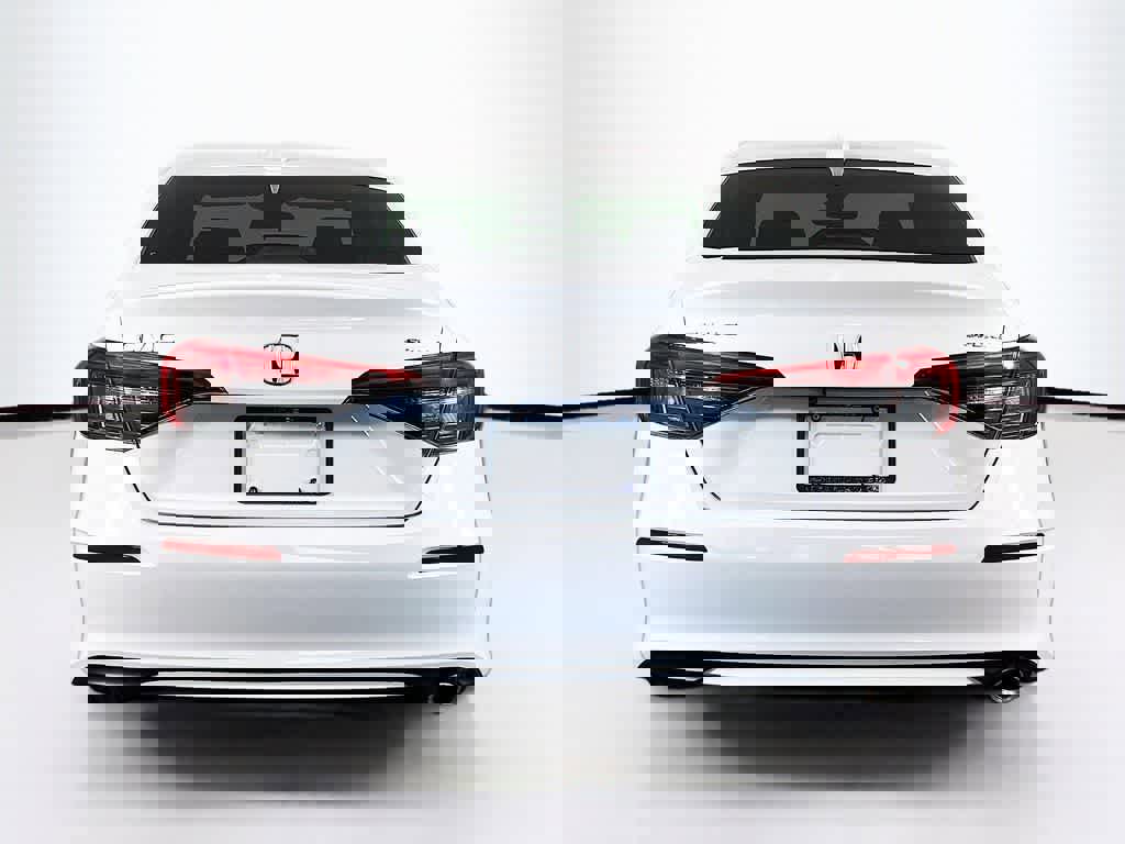 Used 2022 Honda Civic Sport image 4