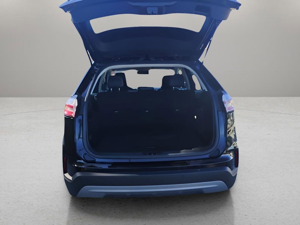 Certified 2024 Ford Edge SEL image 16