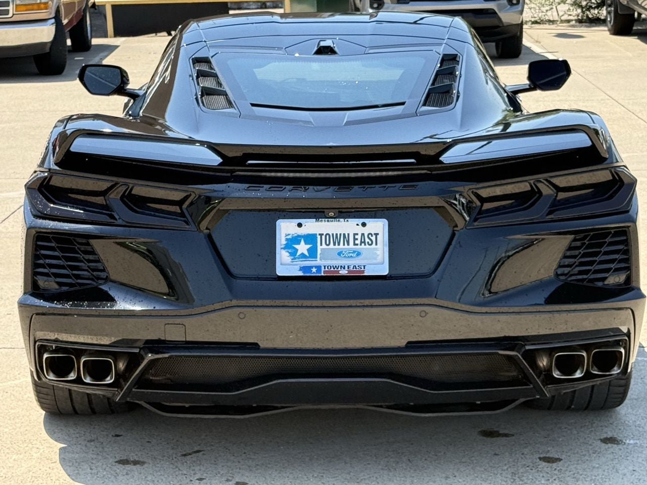 Used 2022 Chevrolet Corvette Stingray Premium Cpe w/ Z51 Performance Package RWD image 6