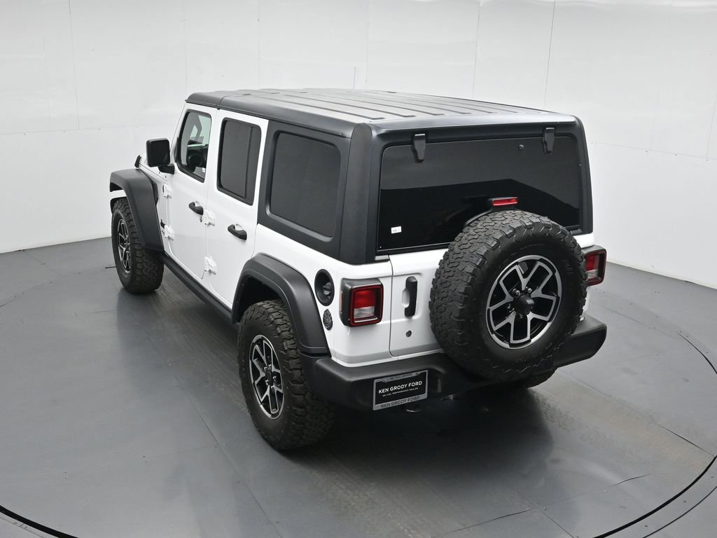 Used 2021 Jeep Wrangler Unlimited Sport image 42