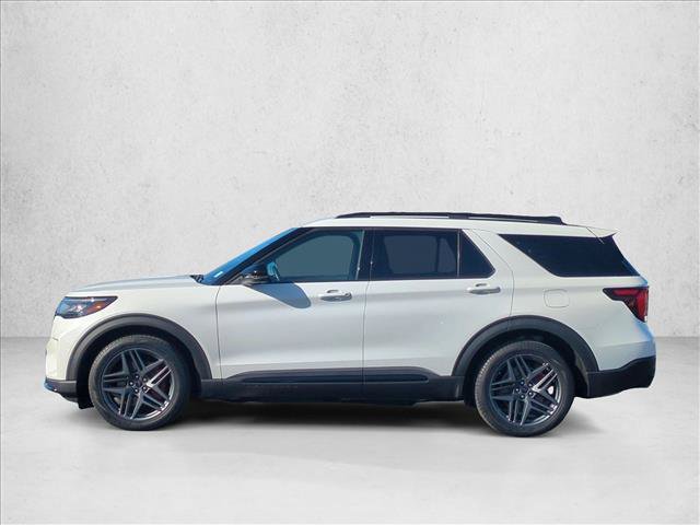 Certified 2025 Ford Explorer ST AWD/4WD image 9
