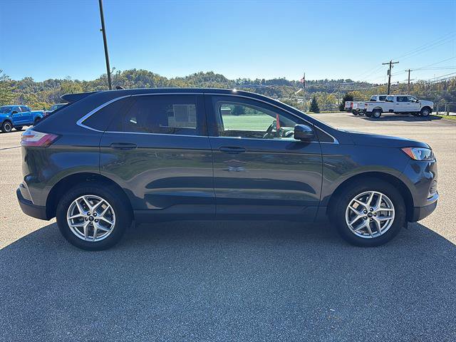 Certified 2024 Ford Edge SEL w/ Convenience Package AWD/4WD image 5
