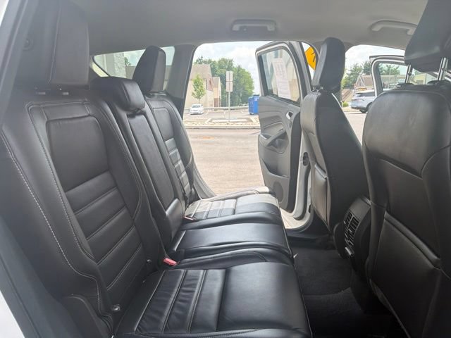 Certified 2019 Ford Escape Titanium AWD/4WD image 15